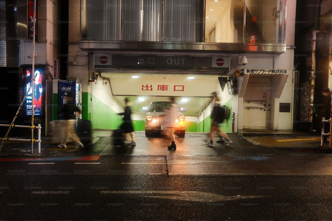电影《长安的荔枝》郑州路演全场齐呼“太中了” 大鹏白客庄达菲刘俊谦常远给“荔”互动